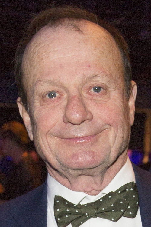 Fredrik Belfrage as Self - Interviewer