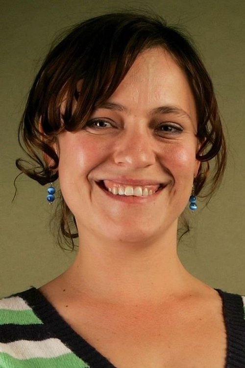 Mikal P. Lazarev as Linda