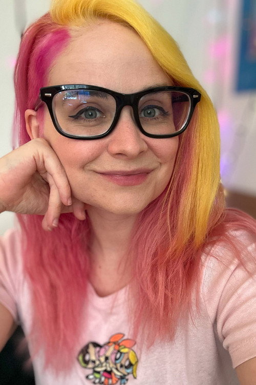 Morgan York as Kim Baker