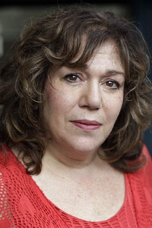 Amanda Hurwitz as Lorraine