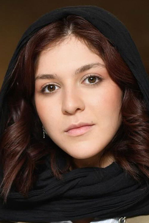 Sarvin Zabetian as Sarvin