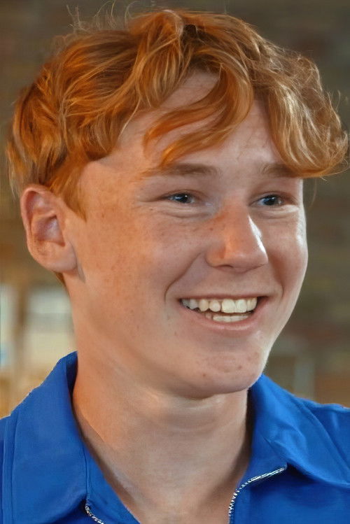 Ludvig Ennart as Joey