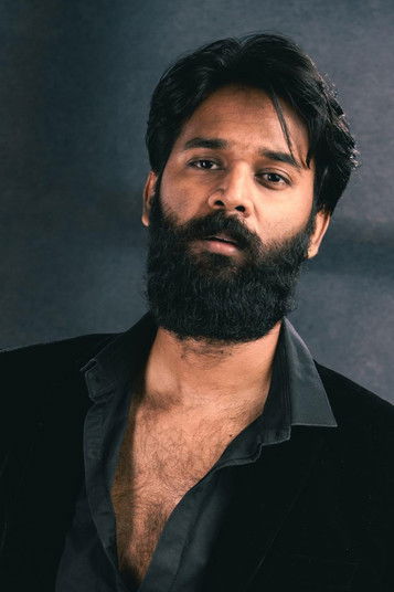 Sanjeev Srinivas as Sanjeev / Crimson