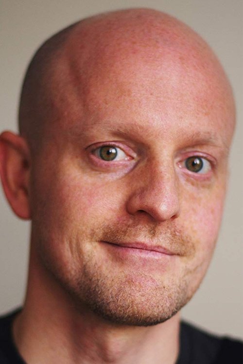 Jean-Paul Lucasson as Charlos Kaskelot