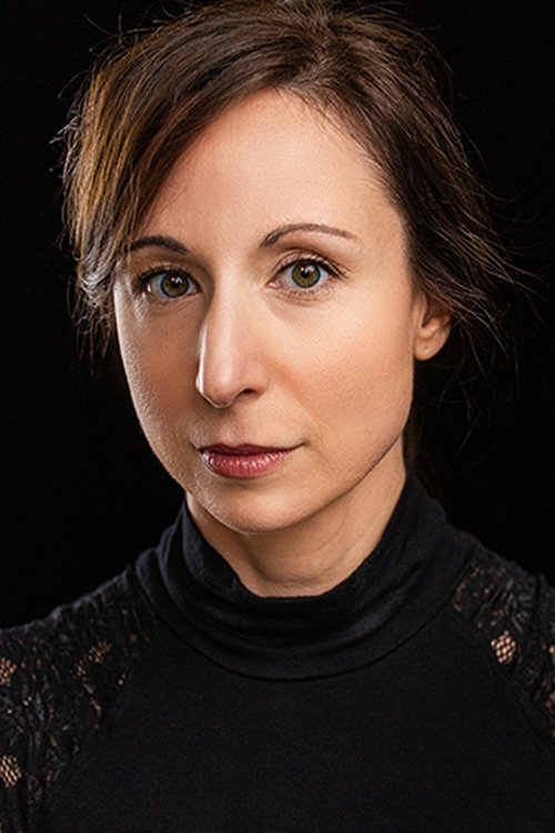 Évelyne St-Pierre as Micki