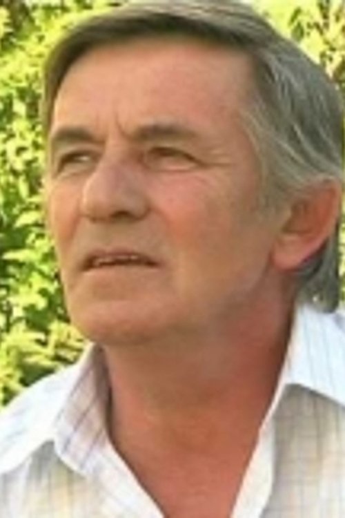 Perika Gjezi as Elmazi