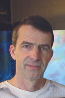 Menno de Nooijer as Theo, the younger