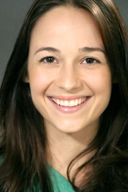 Lisa Fávero as Aurora