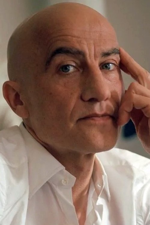 Hubert Blanc-Francard as Self (Cassius)