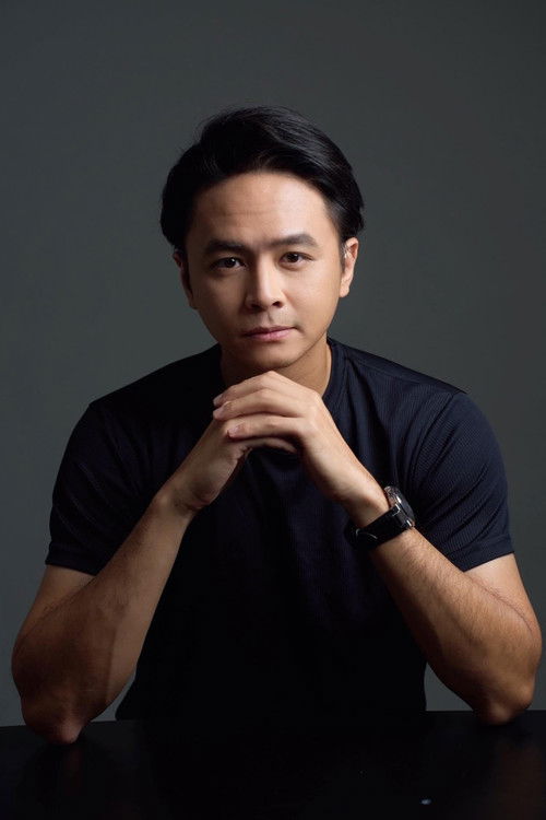 Văn Anh as Thanh Tân