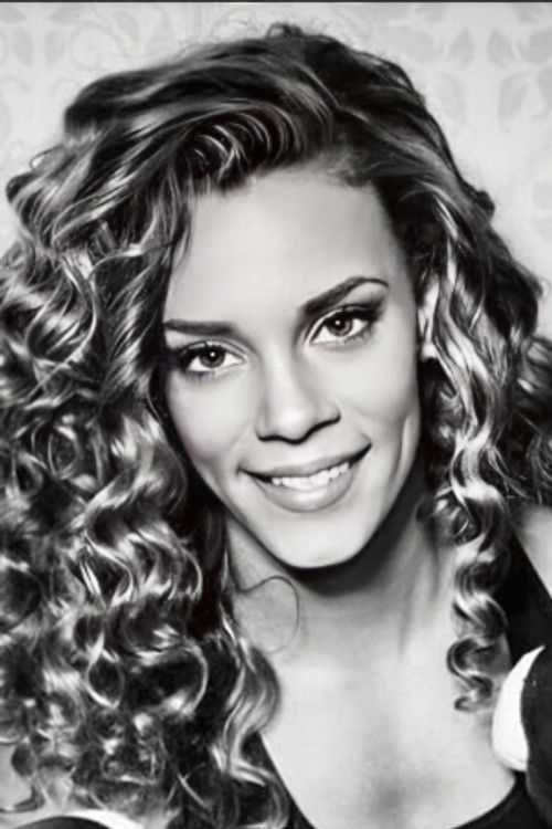 Jasmine Artiga as Self