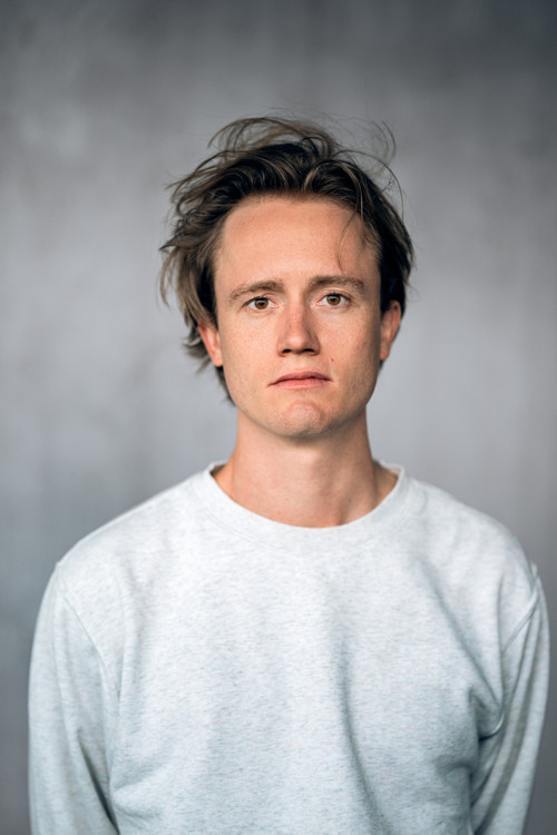 Fabian Jaray as Paul