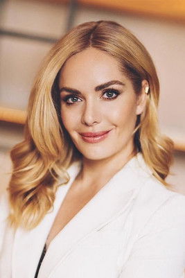 Taťána Kuchařová as The Assistant