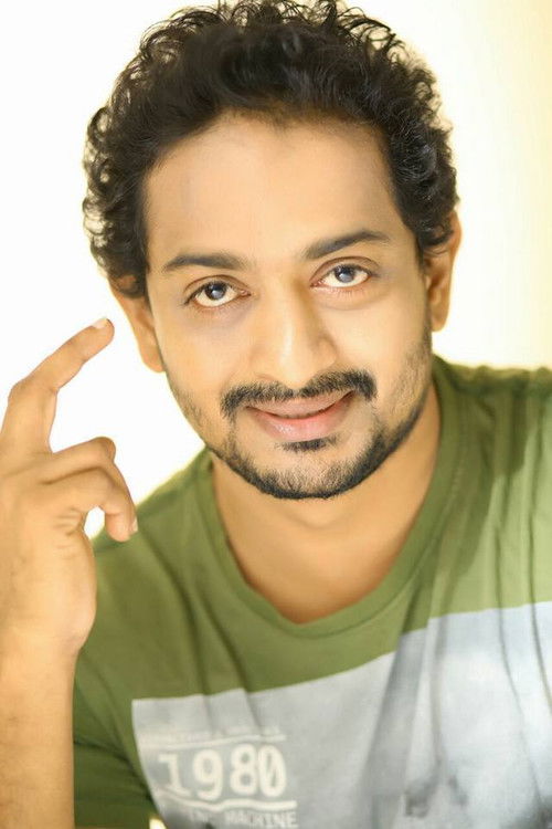 Govindan Kutty as Benoy