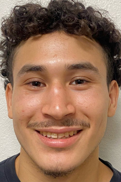 Leonardo Sanchez as Self