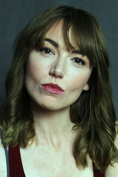 Mig Windows as Michelle