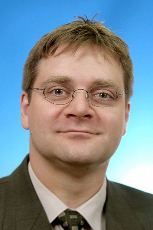 Gordon Piedesack as Narrator