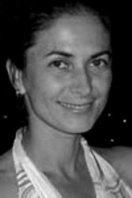 Florentine Mocanu as Nicholas' Mother