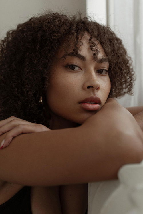 Rainbow Wedell as Claire Zahler Zomer