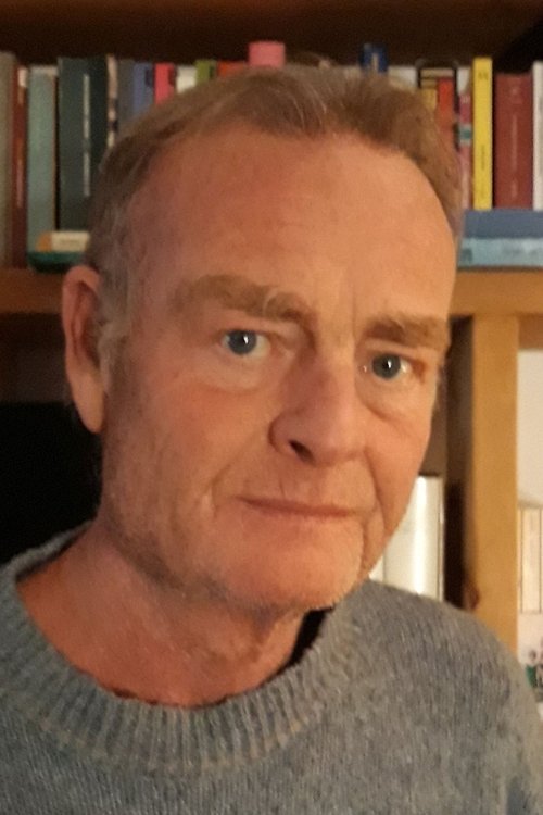 Andrea Prandstraller as Alieno #2 (segment "Arrivano i nostri")