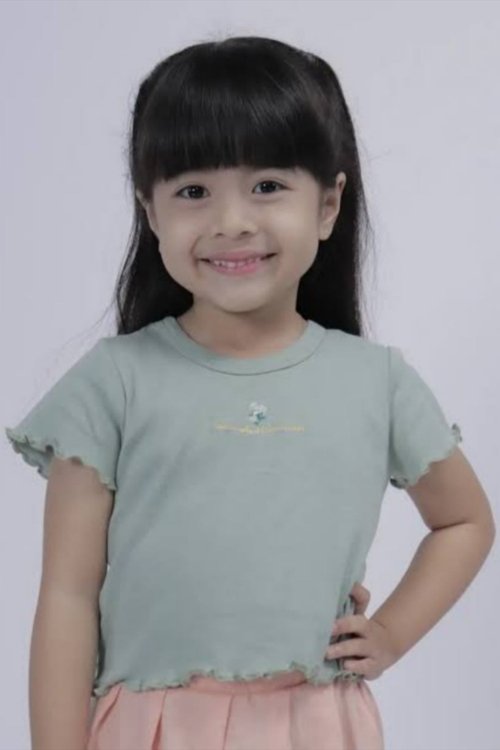 Myesha Lin as Olivia