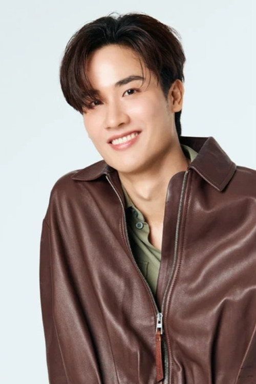 Tawan Vihokratana as Self