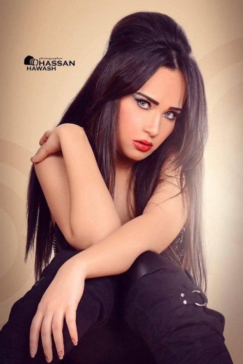 رنا الهواري as