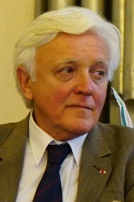 Élie Barnavi as Self