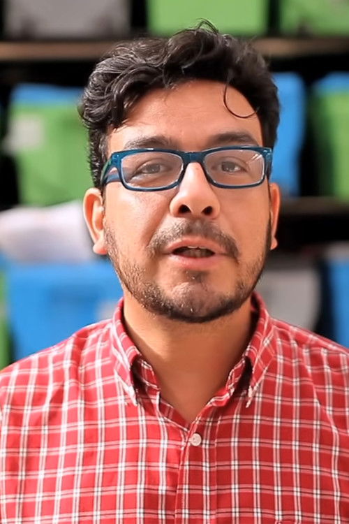 Héctor Velozo as Anatoli / Divino Anticristo / Additional Voices (voice)