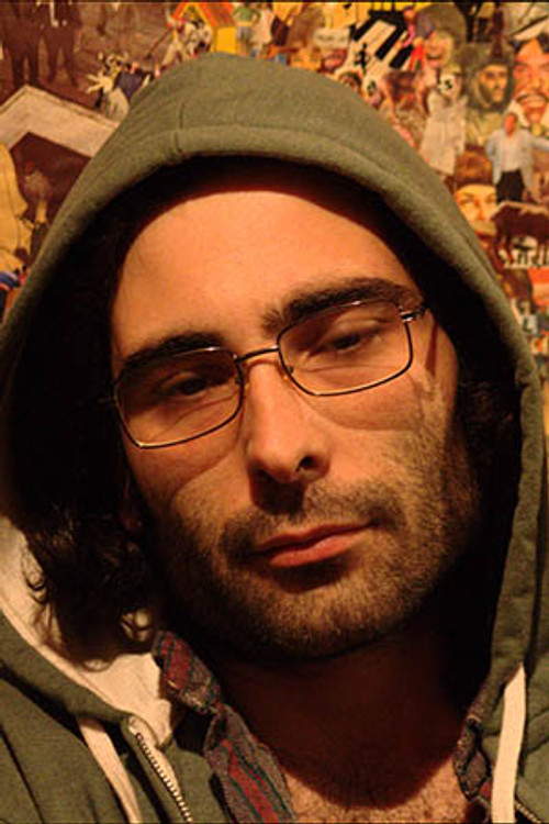 Ignacio Liang as Operario