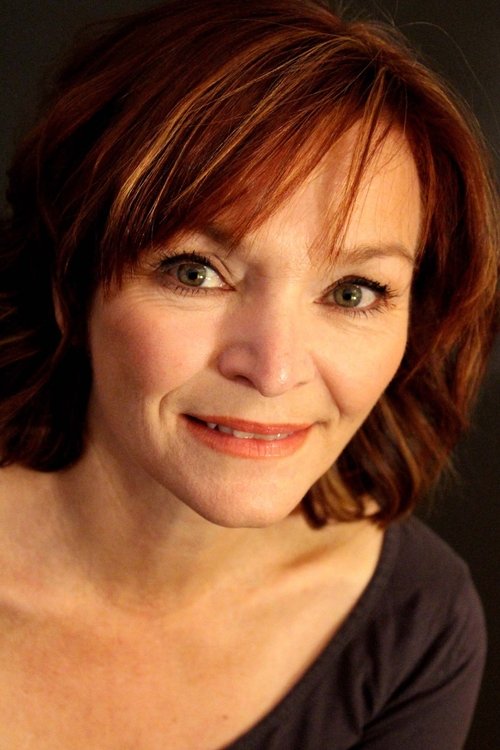 Danielle Lepine as La femme à la salade