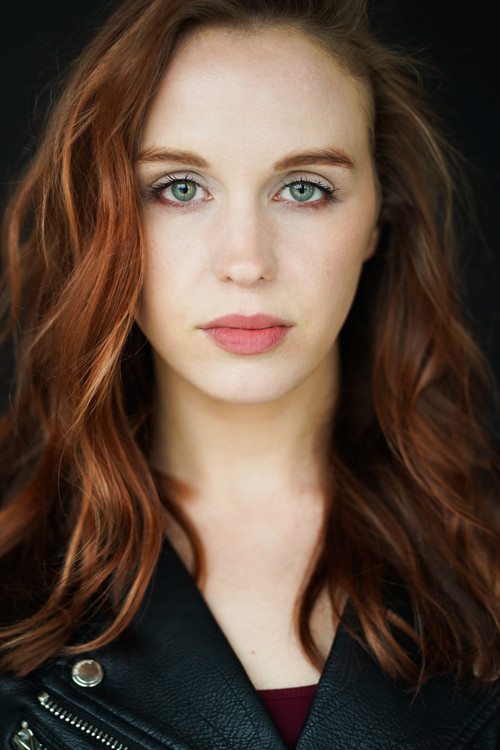 Hailey Swartwout as Zee