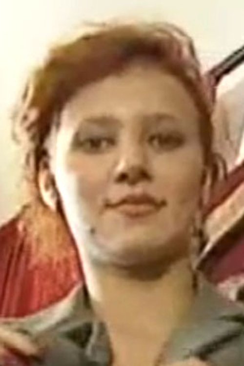 Lana Jalta as Maggie (as Swetta Silvestru)