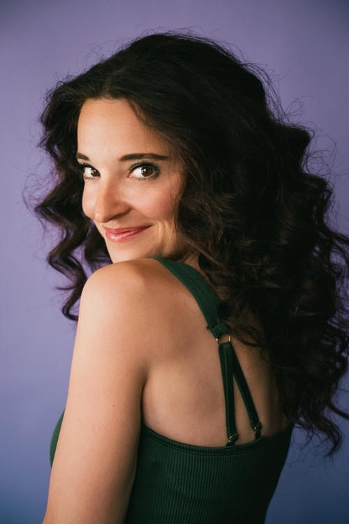 Amanda Barlow as Shitty Susan