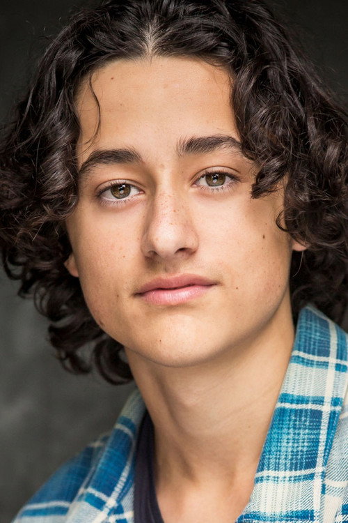 Levi Kereama as Trent