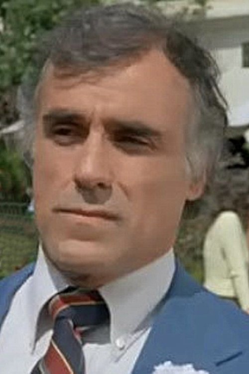 Daniel Ades as Perucho