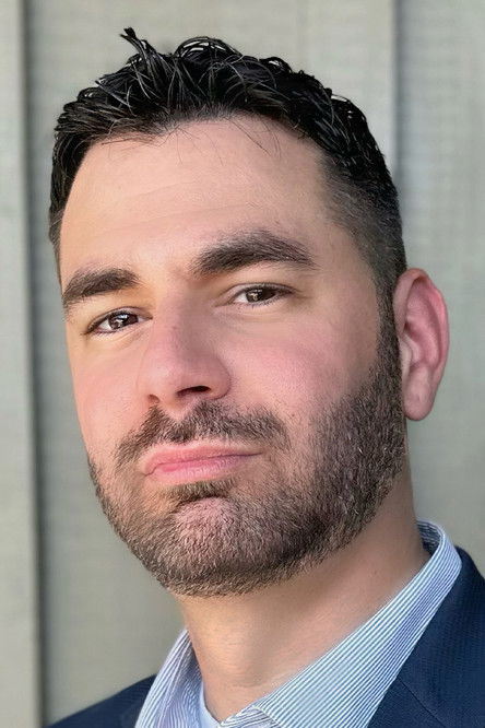 Michael Krysiewicz as Dan