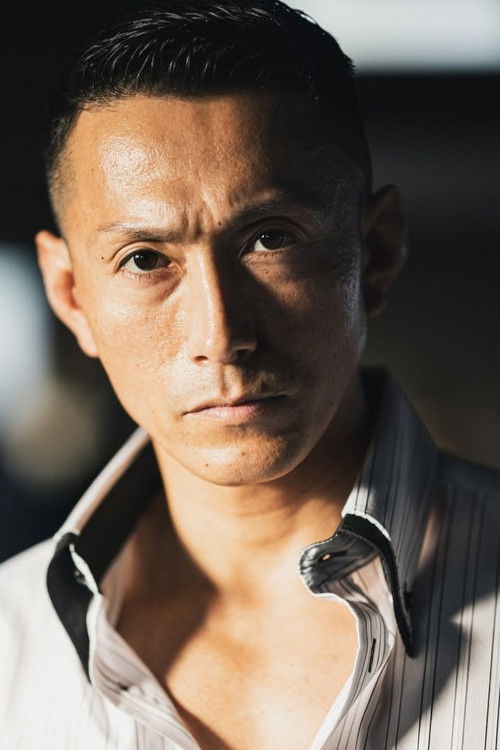 Takahiro Kuroishi as Eiji