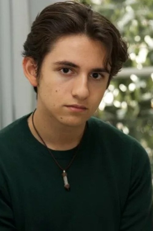 Sam Chemoul as Paul (22 years old)