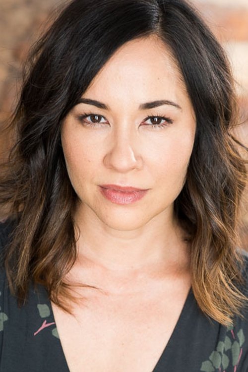 Sachie Alessio as Vickie