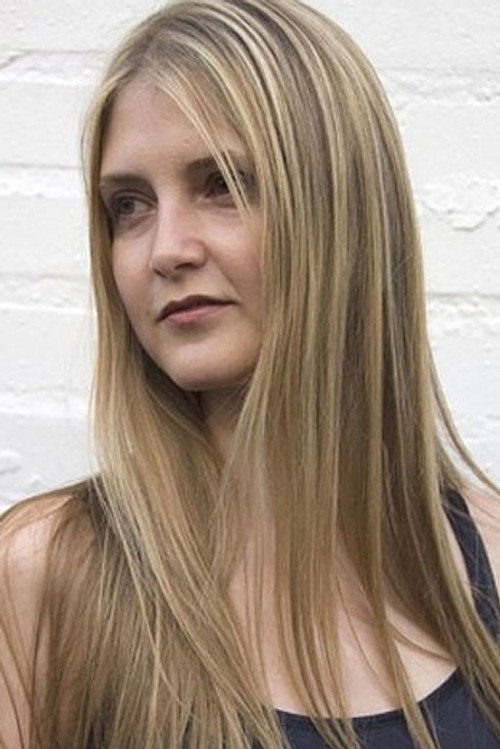 Suzana Ograjenšek as Valetto