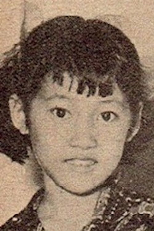 Fang Hui-Fang as Hsiao Zhen