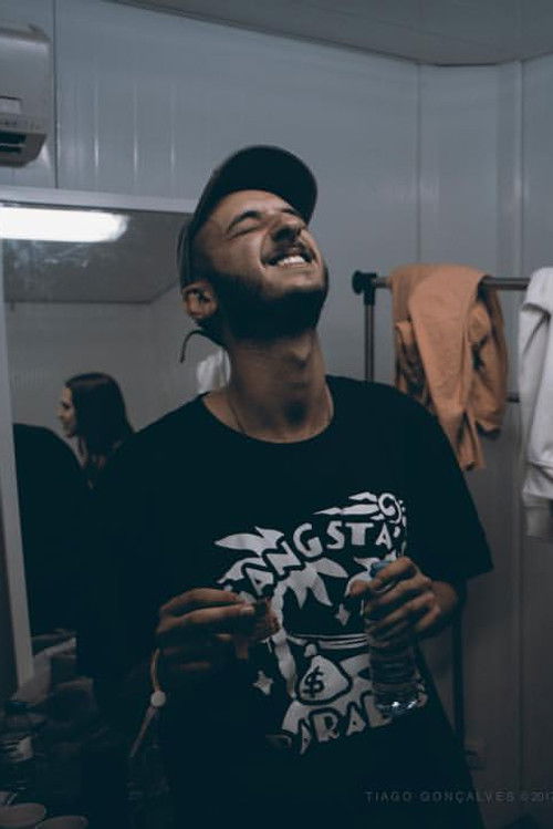 Tomás Nunes as Pakistan