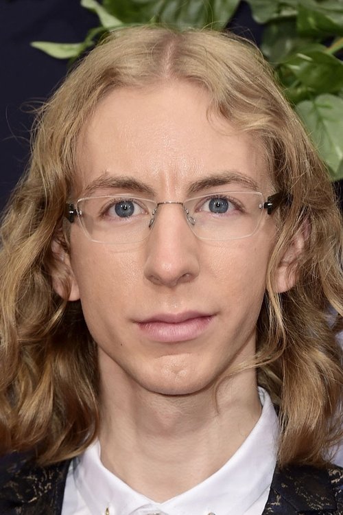 Colby Boothman-Shepard as Young Raptor Handler