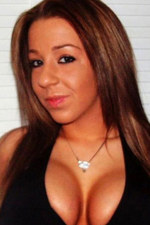 Melinda Padovano as Alicia