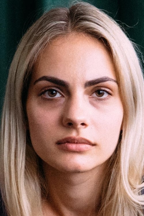 Tara Thaller as Kristin