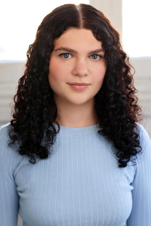 Caitlyn Dickson as Kerry Connard