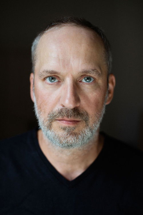 Matthias Matz as Boyfriend