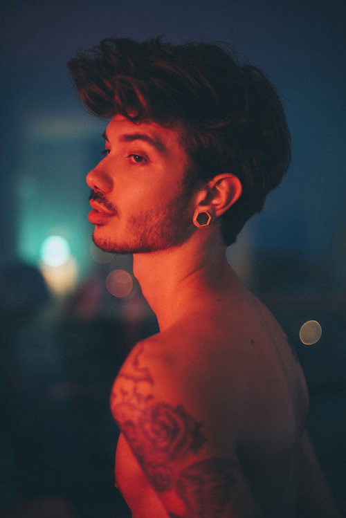 Eduardo Beber as Edu