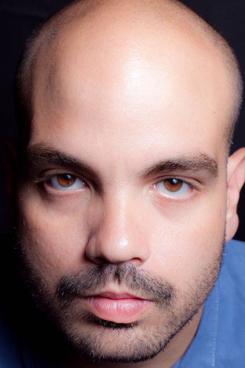 Luis Gonzaga as Juan Pérez